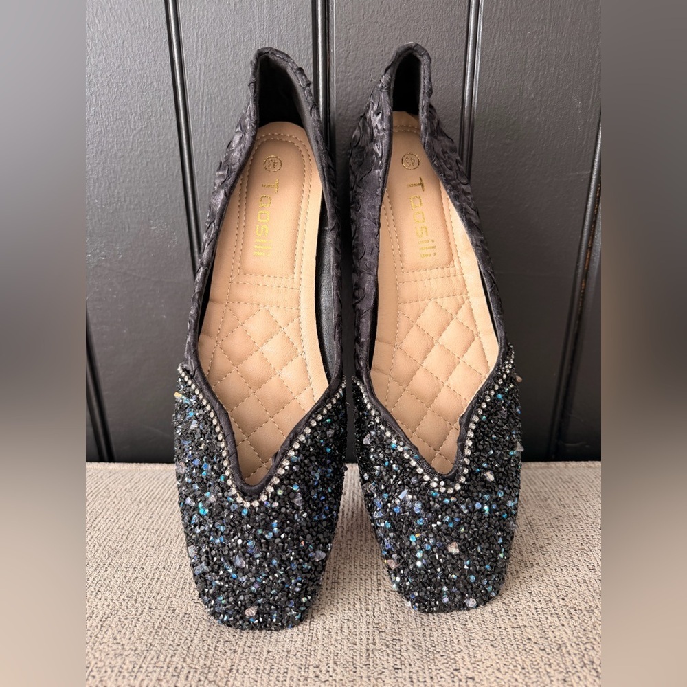 Women’s Black and Blue Beaded Flats - Picture 8 of 9